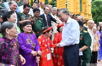 Cụ thể 14 nhóm người có công được nhận quà của Đảng, Nhà nước