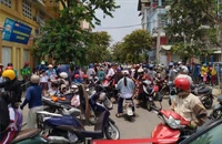 Vụ 25 ca nghi ngộ độc thực phẩm: Trường dừng bán trú, học trực tiếp 1 buổi sáng