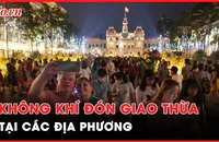 Video: Người dân cả nước nô nức chờ đón giao thừa Tết Giáp Thìn 2024