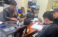 Giả danh nhân viên ngân hàng để lừa tiền người Việt tại Úc và Mỹ