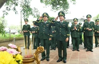 BĐBP Tây Ninh dâng hương tưởng niệm các anh hùng liệt sĩ trên tuyến biên giới