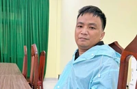 Bắt giam kẻ tống tình thiếu nữ dưới 16 tuổi qua mạng xã hội