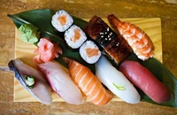 Mối nguy hiểm có thể gặp khi ăn sushi cá sống