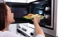 Những lưu ý khi nấu bằng lò vi sóng