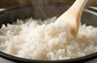 Cách tránh ngộ độc khi bảo quản, hâm nóng thức ăn