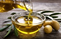Dầu ô liu giúp giảm nguy cơ tim mạch và tiểu đường
