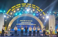 Bình Chánh tổ chức chương trình ca nhạc đón năm mới và ra mắt quỹ để phát triển huyện