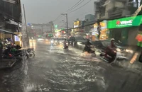 Nguyên nhân gây mưa trái mùa ở TP.HCM