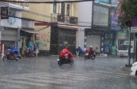 Mưa trái mùa ở TP.HCM và Nam Bộ còn diễn ra?