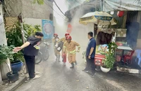 TP.HCM: Diễn tập phương án chữa cháy và cứu nạn tại khu dân cư 