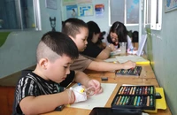 Sắc màu hy vọng nơi hành lang bệnh viện