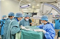 Cấp cứu thành công người đàn ông nguy kịch vì ngưng tim khi đang ngủ
