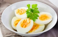 Thực hư ăn trứng khiến khối u phát triển nhanh hơn?