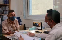Luật sư tư vấn pháp luật miễn phí cho người dân. Ảnh: BD