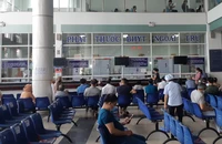 Người dân đến khám chữa bệnh tại Bệnh viện Gò Vấp. Ảnh: NGUYỄN HIỀN