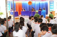 Vụ án hình sự được đưa ra xét xử lưu động . Ảnh: PS