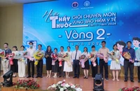 Cuộc thi tìm ra thầy thuốc giỏi chuyên môn, vững bảo hiểm y tế