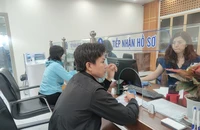 Mức đóng BHXH bắt buộc và tự nguyện khác nhau ra sao?