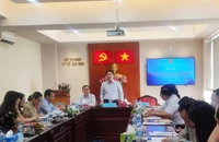 Ông Lê Vệ Quốc, Cục trưởng Cục Phổ biến, giáo dục pháp luật, Bộ Tư pháp chia sẻ tại buổi tọa đàm. Ảnh: NGUYỄN HIỀN