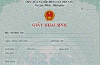 Mẹ đơn thân làm sao để thêm tên cha vào giấy khai sinh cho con?