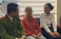 Mang tiền bán trâu, bán vàng chuyển cho kẻ lừa đảo qua mạng