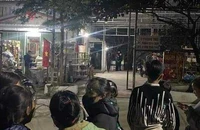 Sát hại người đang ngồi ăn tối cùng vợ cũ