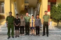 Nguyên nhân 2 thiếu niên người Mông đi lạc 500 km 