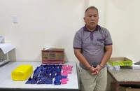 Mang gần 11.000 viên ma túy đi tiêu thụ thì bị cảnh sát bắt