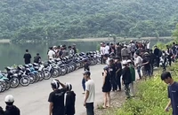Công an vất vả ngăn chặn hàng chục 'quái xế' nghi tụ tập đua xe