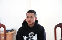 Tạm giữ thanh niên làm 'chuyện vợ chồng' với thiếu nữ 15 tuổi