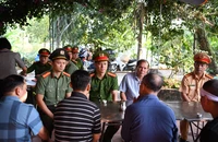 Công an tỉnh Phú Thọ thăm hỏi gia đình 5 học sinh đuối nước