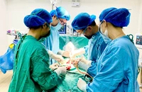 Báo động đỏ cứu thai phụ vỡ tử cung nguy kịch