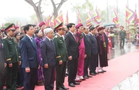 Chủ tịch nước Lương Cường dâng hương tưởng nhớ các Vua Hùng