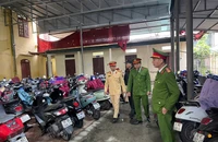 CSGT tổng kiểm tra bãi giữ xe trong và ngoài trường học trên toàn quốc