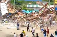 Vụ tai nạn kinh hoàng khiến ít nhất 5 người chết và hàng chục người bị thương.