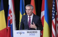 Tổng thư ký NATO Jens Stoltenberg phát biểu trong phiên họp thường niên của Hội đồng Nghị viện NATO tổ chức tại Madrid, Tây Ban Nha, ngày 21-11.