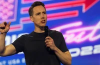 Thượng nghị sĩ Mỹ Josh Hawley phát biểu trong một sự kiện ở bang Arizona, ngày 18-12-2022.