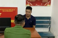 Tạm giữ thanh niên không chấp hành kiểm tra nồng độ cồn, đâm xe vào CSGT