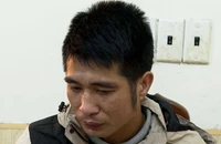  'Thông chốt' đâm xe bị thương cảnh sát giao thông 