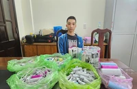Hải Phòng: Thanh niên sản xuất pháo nổ đang chở đi bán thì bị bắt