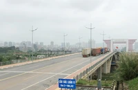 Từ 11-12, người dân và du khách chính thức thông quan cửa khẩu Bắc Luân 2 sang Trung Quốc 