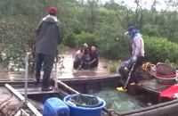 Sét đánh trúng thuyền nan làm hai vợ chồng thương vong