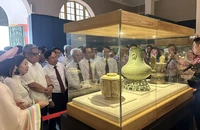 Chiêm ngưỡng bảo vật quốc gia được trưng bày tại Bảo tàng Hải Phòng