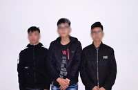 Thanh thiếu niên truy đuổi, đánh nhau trên phố khiến 1 người tử vong