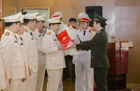 9 lãnh đạo cấp phòng, cấp huyện công an tỉnh Quảng Ninh xin nghỉ hưu trước tuổi