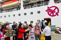 Quảng Ninh lần đầu tiên đón du khách Nhật Bản tham quan bằng đường tàu biển