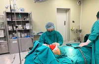 Nhiễm trùng nặng, hoại tử da sau khi làm đẹp vòng 1