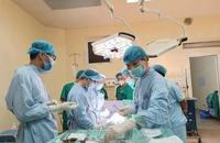  2 bệnh viện phối hợp mổ bắt con cho sản phụ ung thư giai đoạn 4 