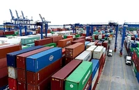 Hỏa tốc 'giải cứu' cảng Cát Lái khỏi ùn tắc hàng hóa