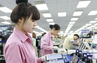 Việt Nam xuất khẩu điện thoại, máy tính thu về hàng chục tỉ USD